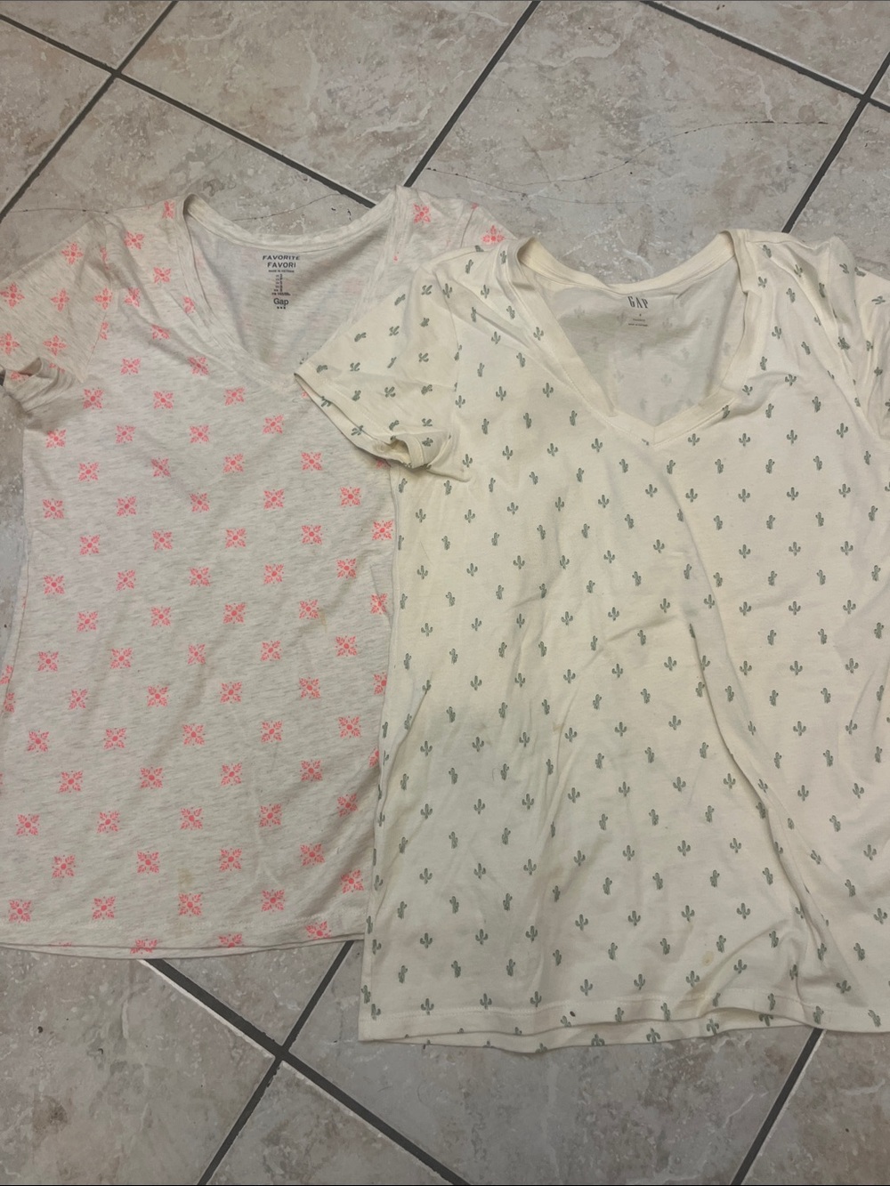 Gap Tees, - Cream with Pink flowers, Green Cactus Print S